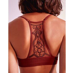 Urban Outfitters Out From Under Lacey Seamless Racerback Bra in Burgandy, Size M